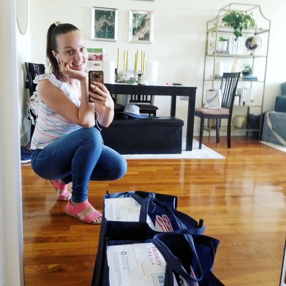 Meet your Posher, Roxana - Picture 2 of 12